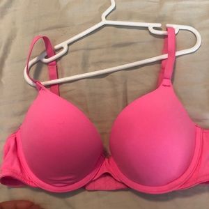 PINK vs pink bra size 34B